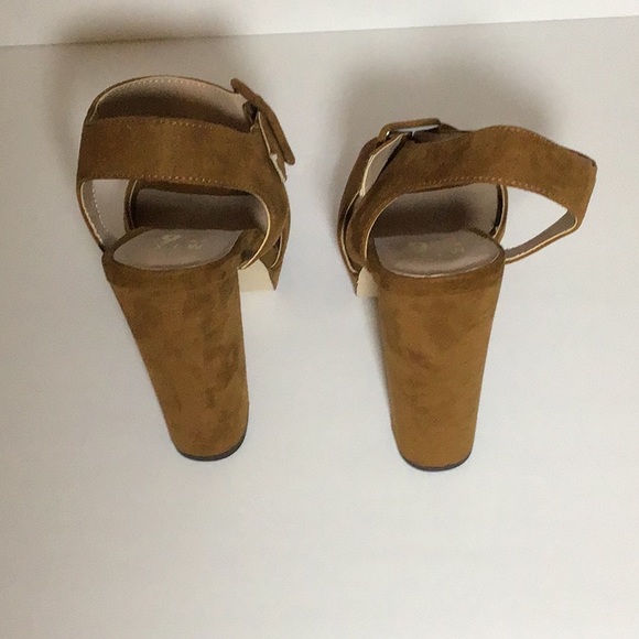 Mix No. 6 Yenia Sandals - Picture 5 of 7